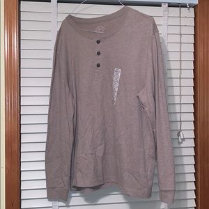 Men’s XL long sleeve